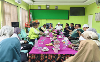 Kepala Kemenag Tuban Pimpin Rapat Koordinasi Tindak Lanjut Program Wakaf Uang di MTsN 2 Tuban