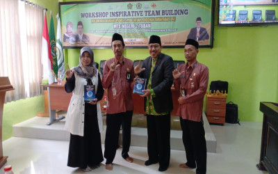 MTs Negeri 2 Tuban Gelar Workshop Inspirative Team Building, Wujudkan Satuan Pendidikan Ramah Anak Berbasis Kurikulum Abad 21