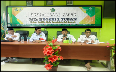Penyelenggara Zakat Wakaf Kemenag Tuban Sosialisasikan Zakat Profesi di MTsN 2 Tuban