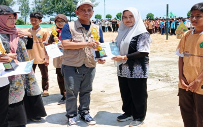 Prestasi Ganda MTsN 2 Tuban: Juara 2 Cerpen dan Juara Harapan Mobile Legends